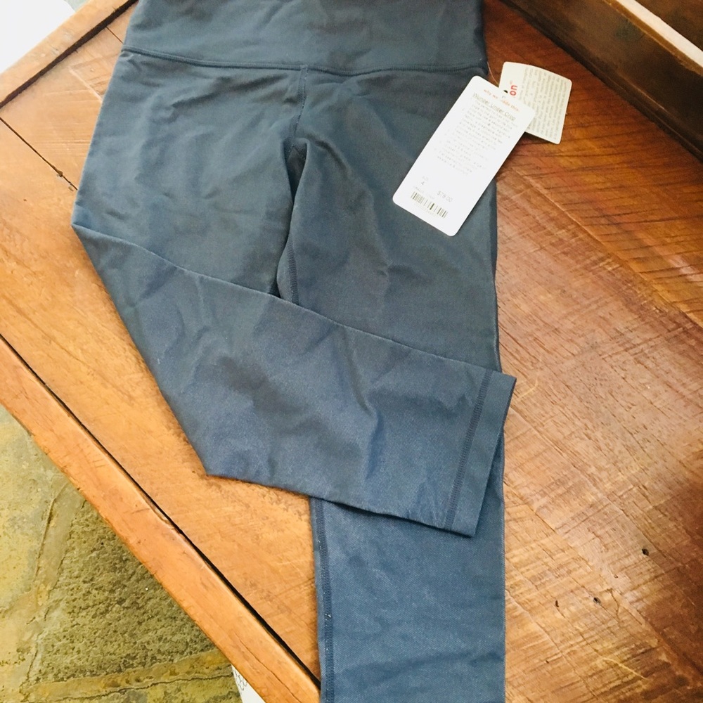 Lululemon wonder under cropped leggings NWT!